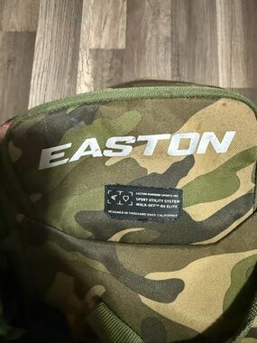 Easton Woodland Camo Baseball bag